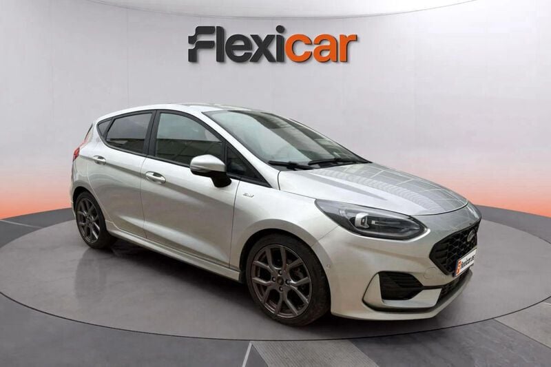 Gris Usado 2023 Ford Fiesta ST-Line Utilitario | 12.890 € (Precio justo) - Imagen 1/4