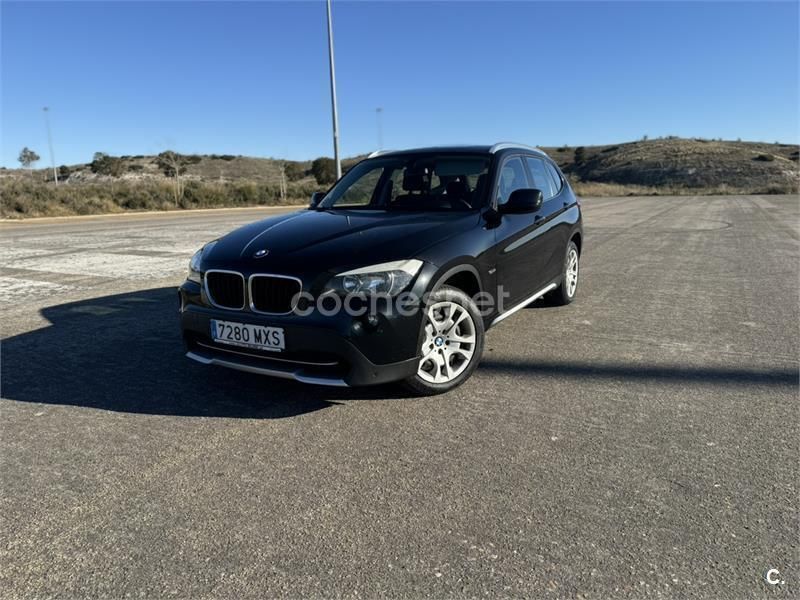 Negro Usado 2012 BMW X1 SUV | 11.900 € (Un poco caro) - Imagen 1/4