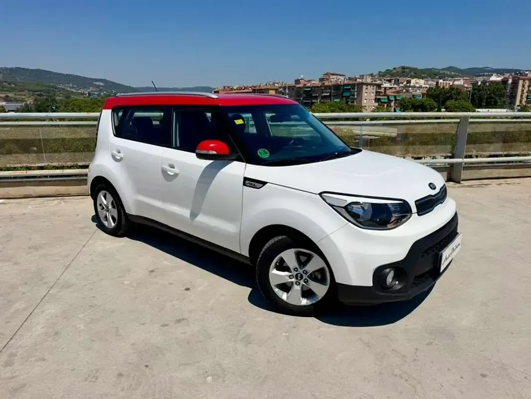 Usado Kia Soul 132 CV (97 kW) 2018 Blanco SUV