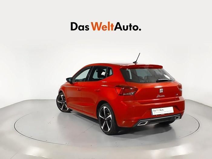 Usado Seat Ibiza FR 110 CV (80 kW) 2022 Rojo Utilitario