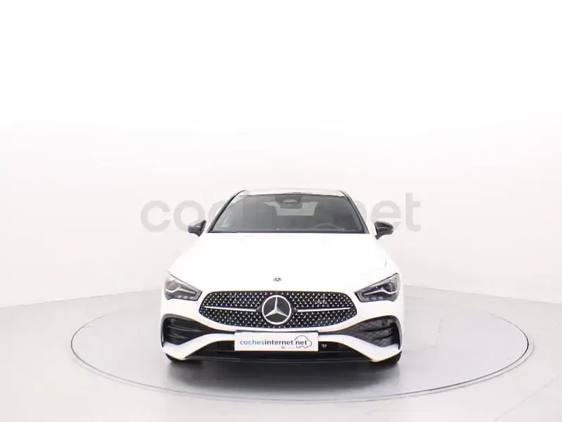 Nuevo Mercedes CLA250e 218 CV (160 kW) 2025 Blanco Coupe