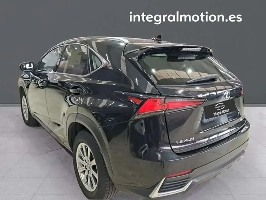 Usado Lexus NX300h Business Edition 197 CV (144 kW) 2020 Negro SUV