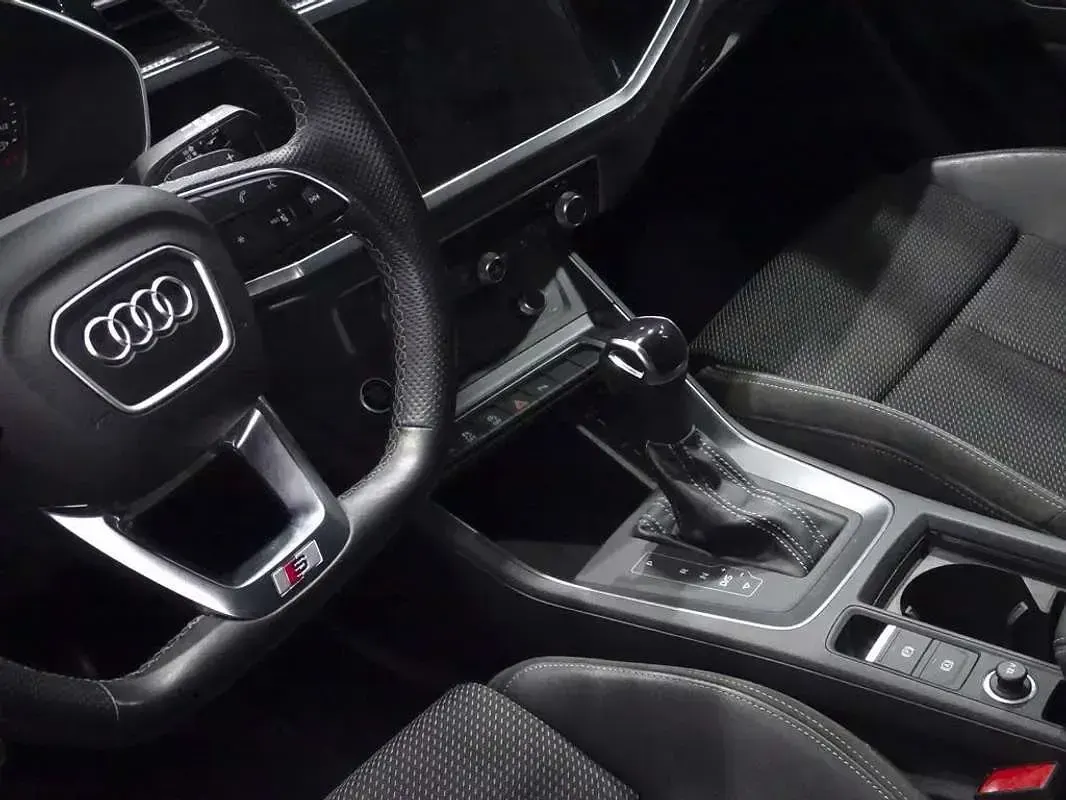 Usado Audi Q3 Sportback S-Line 150 CV (110 kW) 2022 Blanco SUV