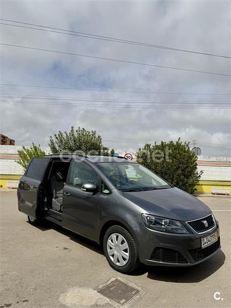 Usado Seat Alhambra 4Drive 140 CV (102 kW) 2012 Beige Monovolumen