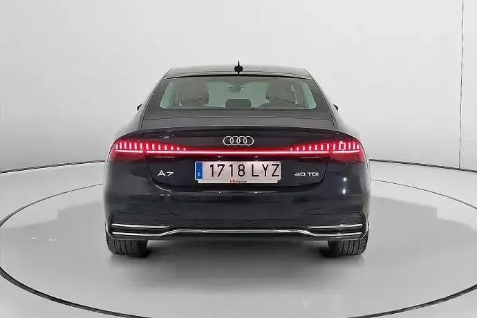 Usado Audi A7 Ambiente 204 CV (150 kW) 2022 Berlina