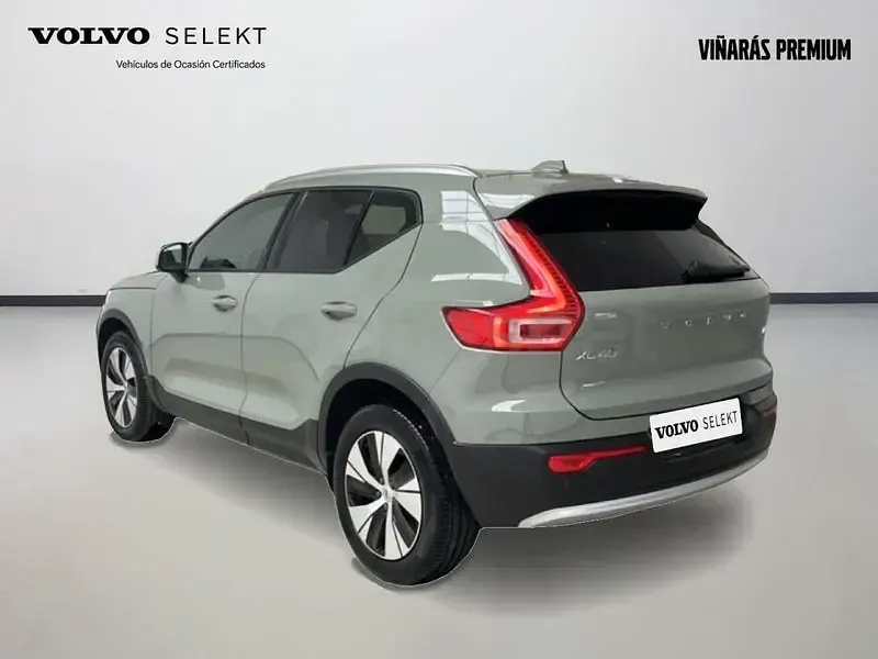 Usado Volvo XC40 Core 163 CV (119 kW) 2025 Verde SUV