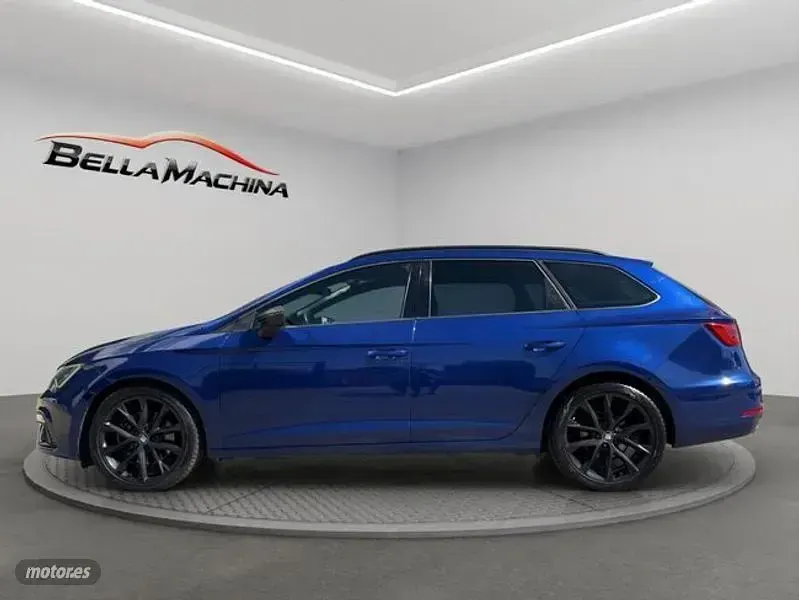 Usado Seat Leon ST FR 150 CV (110 kW) 2020 Azul Familiar