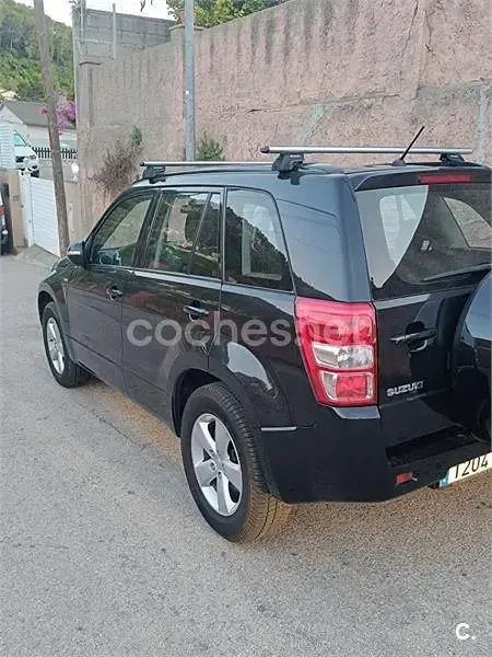 Usado Suzuki Grand Vitara 129 CV (94 kW) 2012 Negro SUV