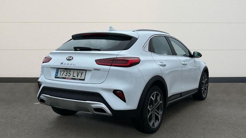 Usado Kia XCeed 160 CV (117 kW) 2022 Blanco SUV