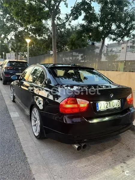 Usado BMW 320 150 CV (110 kW) 2006 Negro Berlina
