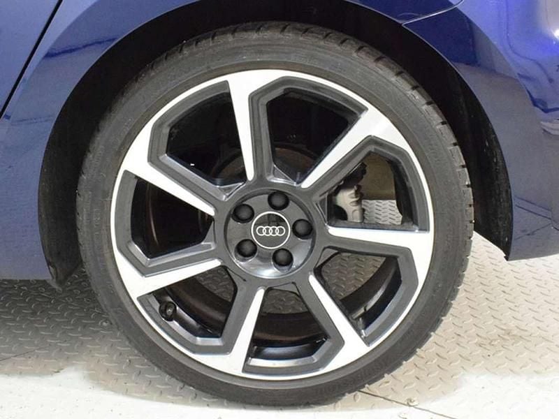 Usado Audi A1 Sportback Black Edition 116 CV (85 kW) 2025 Azul Utilitario