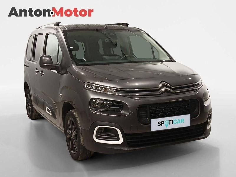 Usado Citroën Berlingo Feel 102 CV (75 kW) 2021 Gris Monovolumen
