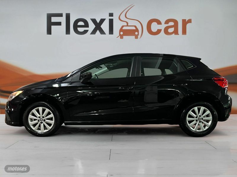 Usado Seat Ibiza Style 110 CV (80 kW) 2021 Negro Berlina