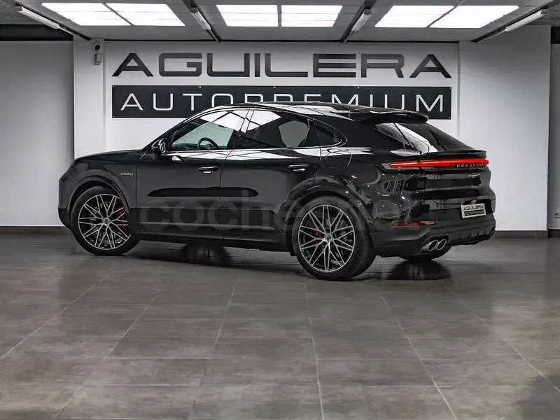 Usado Porsche Cayenne 519 CV (381 kW) 2025 Negro SUV