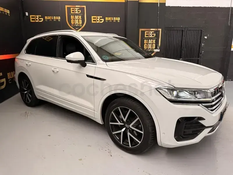 Käytetty VW Touareg 286 HP (210 kW) 2022 Valkoinen Katumaasturi