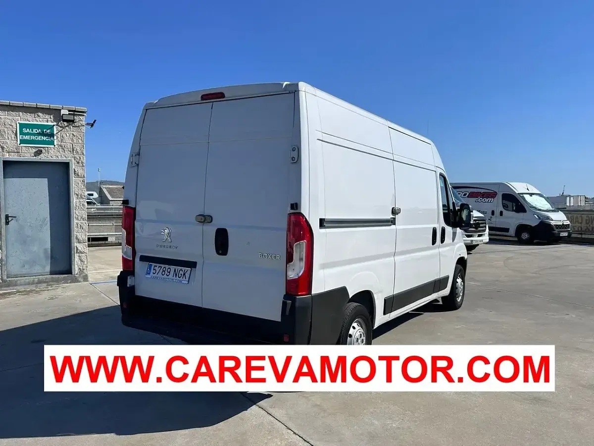 Usado Peugeot Boxer 140 CV (102 kW) 2021 Blanco Van