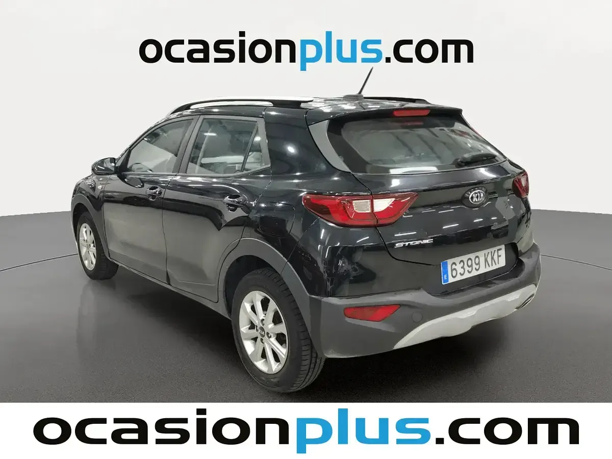 Usado Kia Stonic 84 CV (61 kW) 2018 Negro SUV