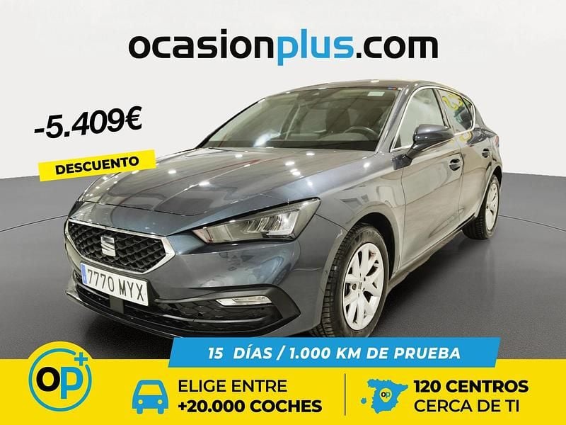 Usado Seat Leon Style 116 CV (85 kW) 2025 Gris Berlina