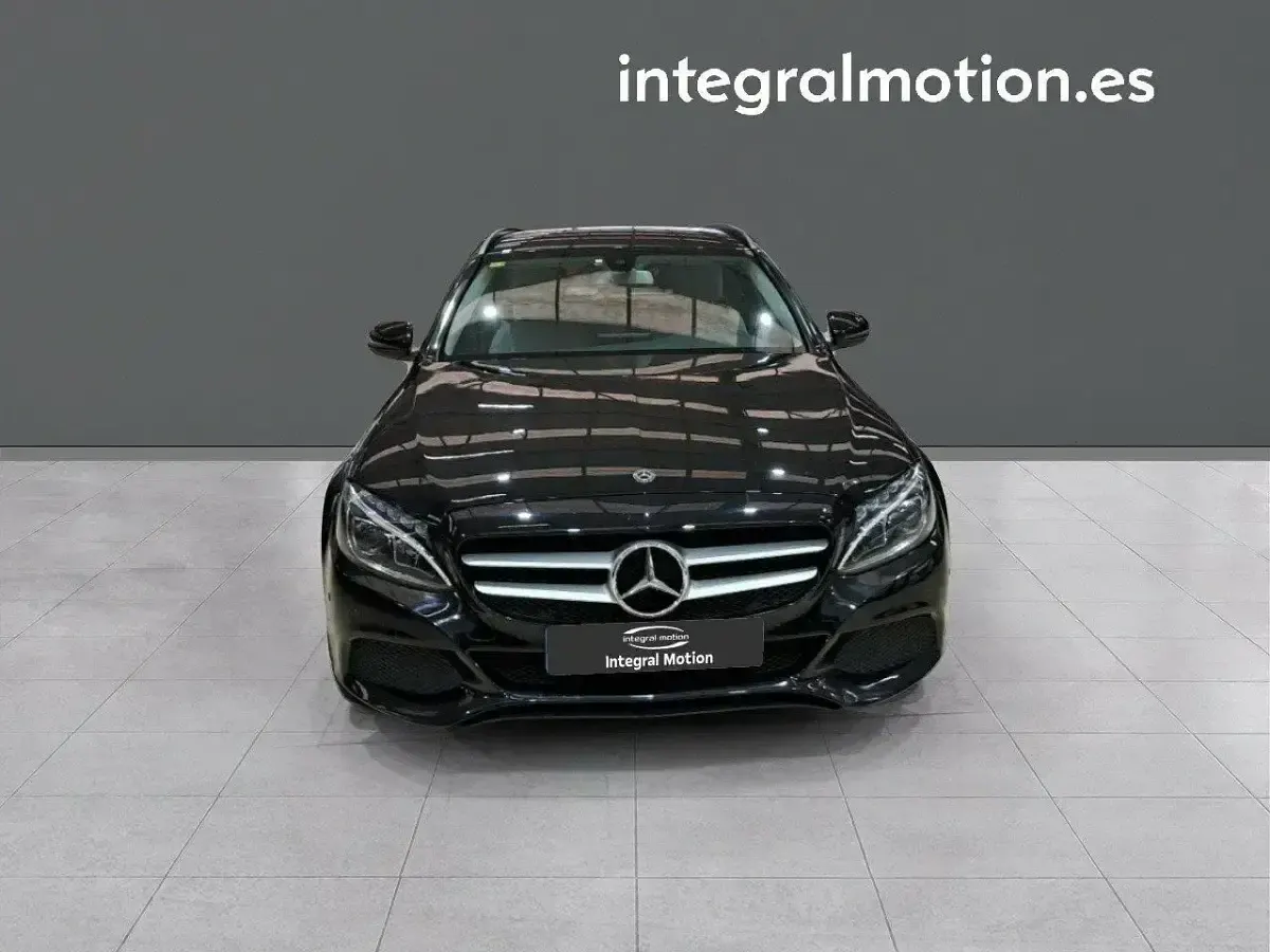 Usado Mercedes C220 170 CV (125 kW) 2017 Negro Berlina