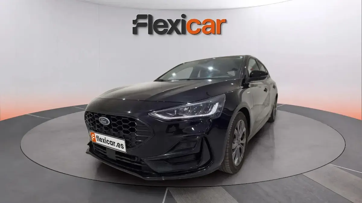Usado Ford Focus ST-Line 155 CV (114 kW) 2024 Negro Berlina