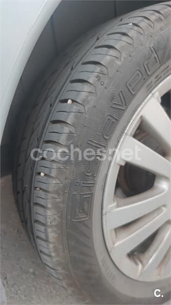 Usado Citroën C5 Exclusive 138 CV (101 kW) 2003 Azul Berlina