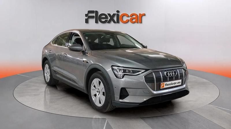 Usado Audi e-tron Sportback Premium 230 kW (313 CV) 2021 Gris SUV