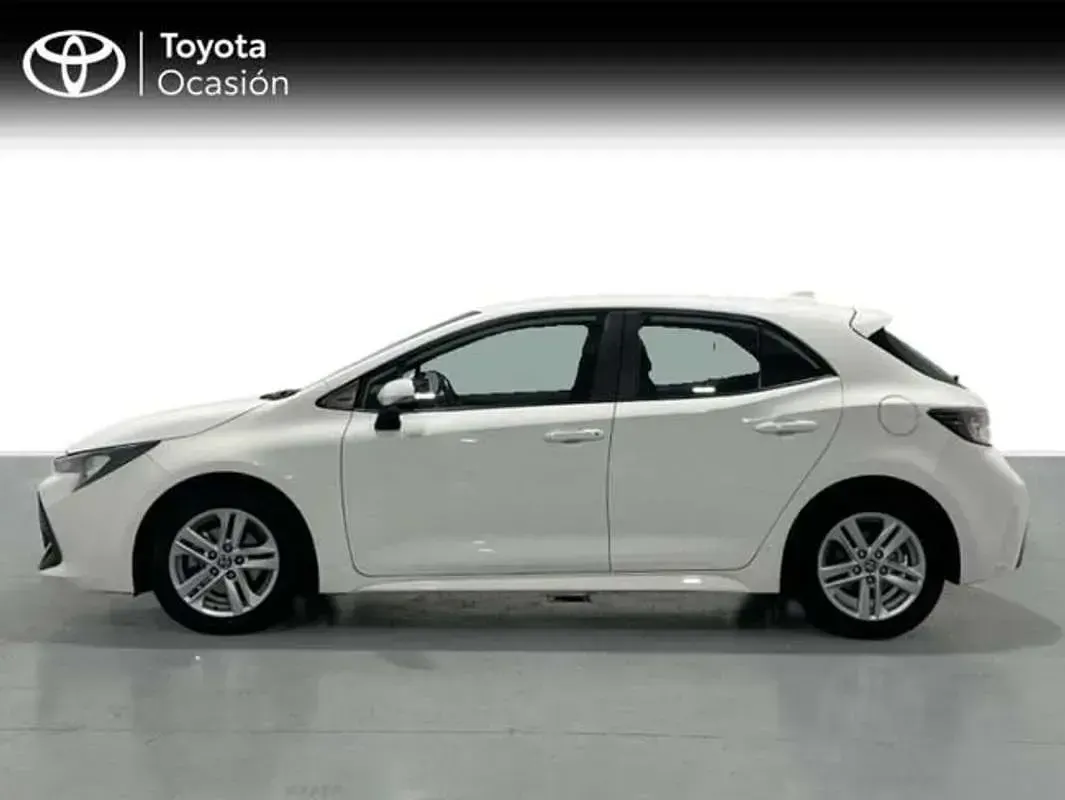 Usado Toyota Corolla Active 126 CV (92 kW) 2022 Blanco Utilitario