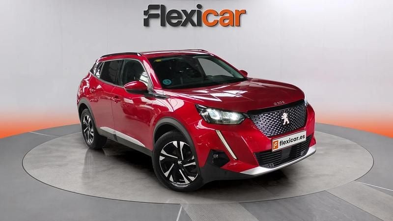 Usado Peugeot 2008 Allure 131 CV (96 kW) 2020 Rojo SUV