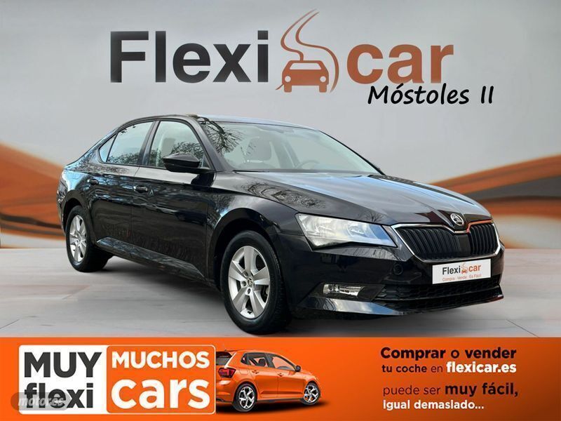 Negro Usado 2018 Skoda Superb Active Berlina | 19.990 € (Un poco caro) - Imagen 1/4