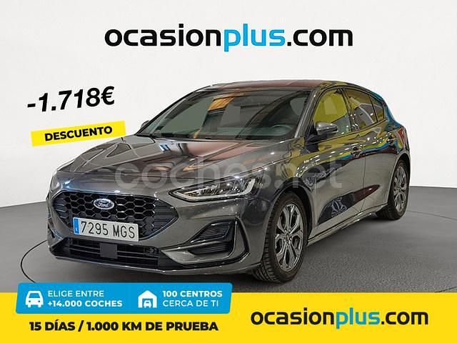 Gris / plata Usado 2023 Ford Focus ST-Line Berlina | 17.800 € (Precio justo) - Imagen 1/4