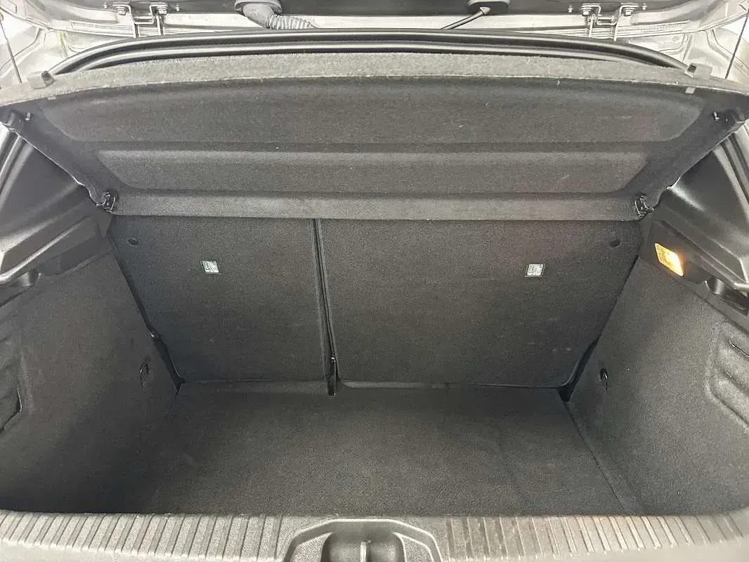 Usado Renault Clio Techno 91 CV (66 kW) 2025 Utilitario