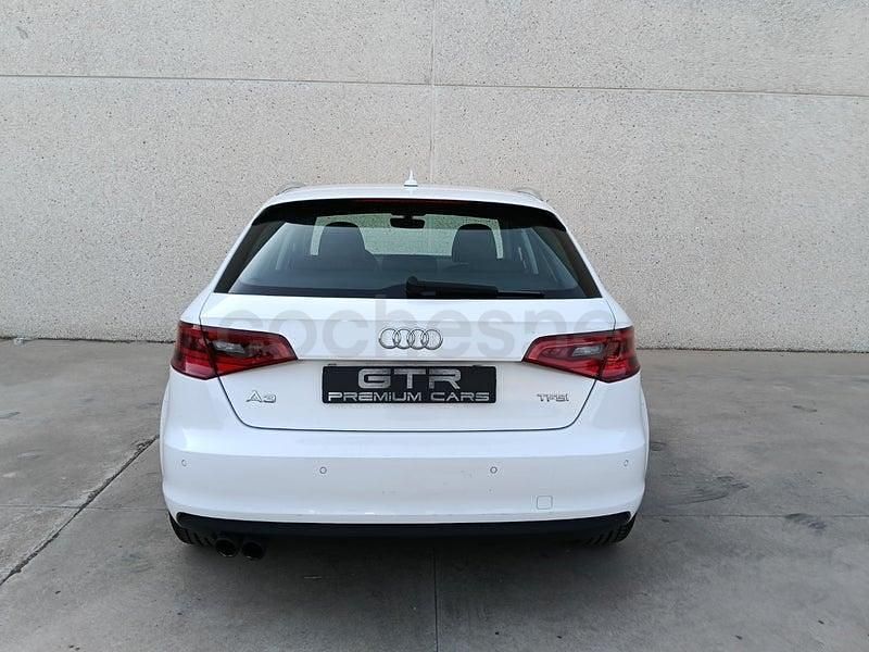 Usado Audi A3 Attraction 125 HP (91 kW) 2016 Branco Sedan