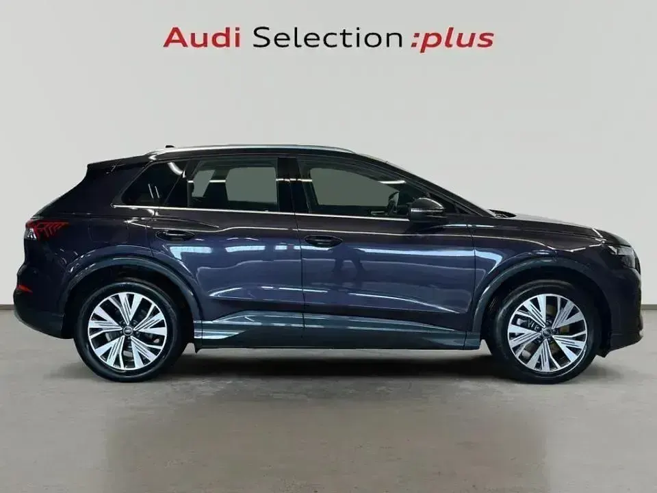 Usado Audi Q4 e-tron Advanced 150 kW (204 CV) 2024 Gris SUV