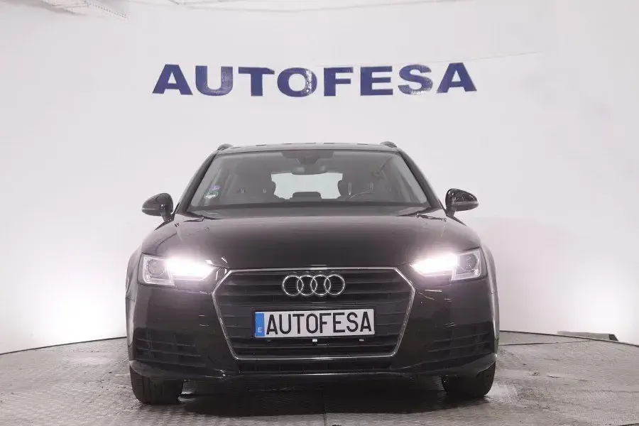 Usado Audi A4 190 CV (139 kW) 2016 Negra Familiar