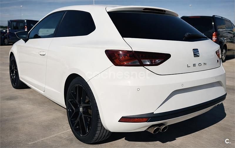 Usado Seat Leon FR 180 CV (132 kW) 2016 Blanco Berlina