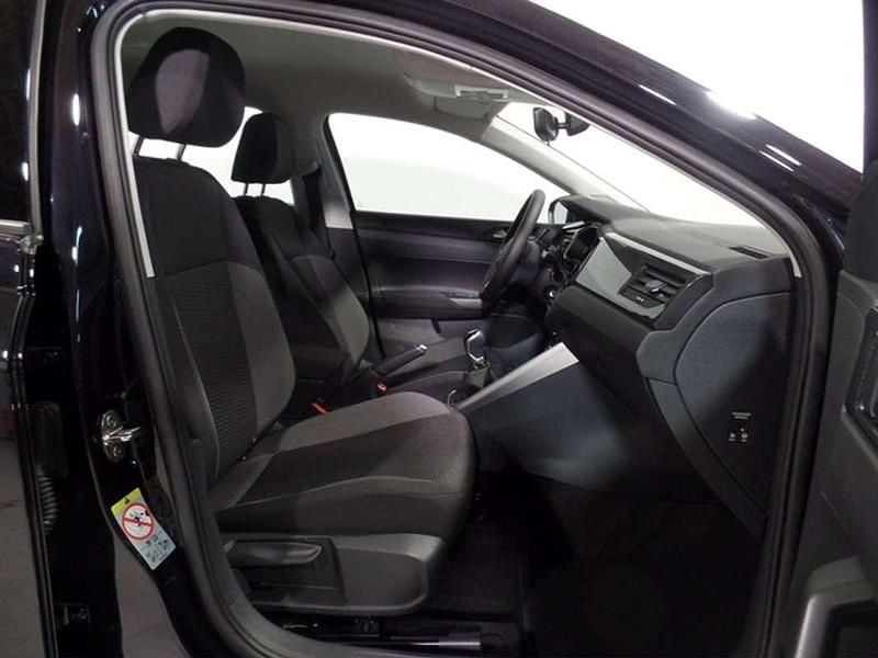 Nuevo VW Polo Match 95 CV (69 kW) 2025 Negro Utilitario