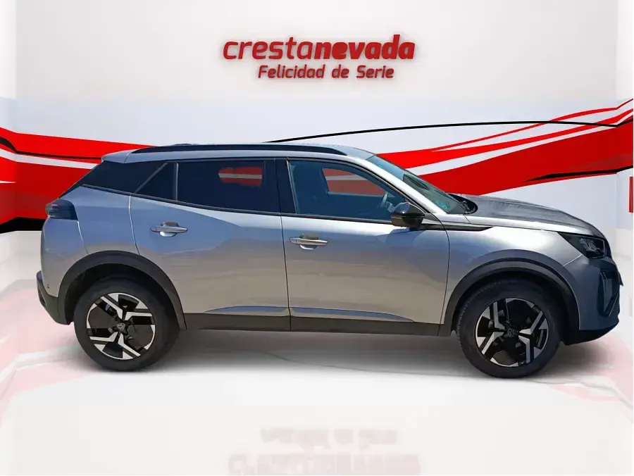 Usado Peugeot 2008 Allure 131 CV (96 kW) 2023 Gris / plata SUV