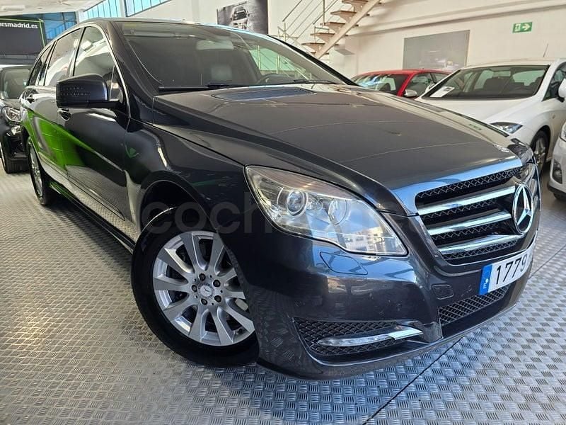 Usado Mercedes R350 265 CV (194 kW) 2011 Gris / plata Monovolumen