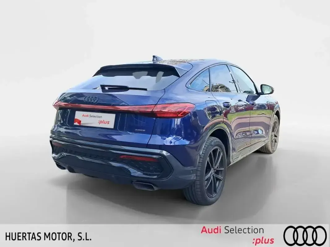 Usado Audi Q5 Sportback S-Line 299 CV (219 kW) 2025 Azul SUV