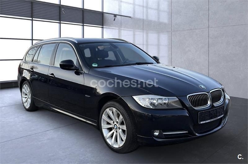 Negro Usado 2010 BMW 320 Familiar | 6900 € (Buen precio) - Imagen 1/4