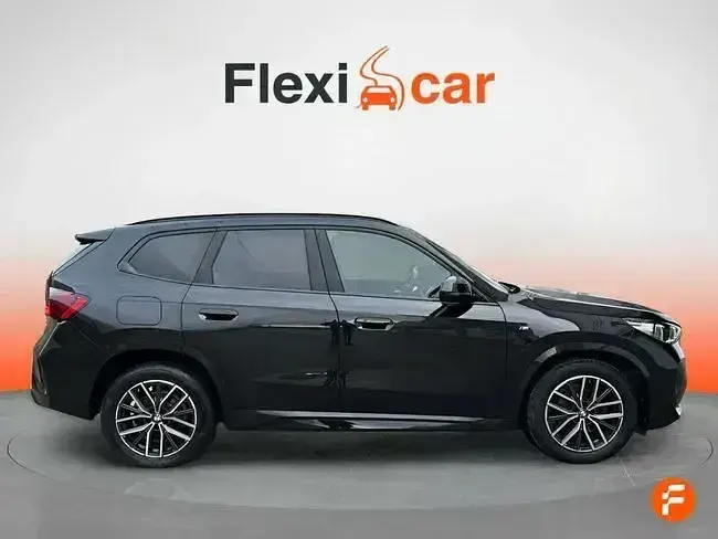 Używany BMW X1 136 KM (100 kW) 2023 Czarny SUV