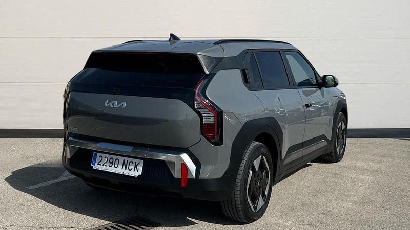 Usado Kia EV3 Earth 150 kW (204 CV) 2025 Gris SUV