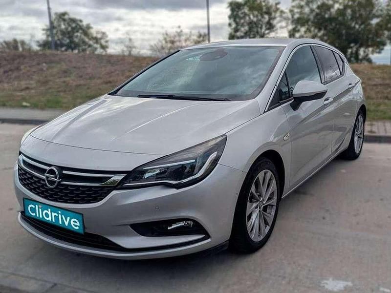 Usado Opel Astra Elegance 150 CV (110 kW) 2017 Gris Berlina