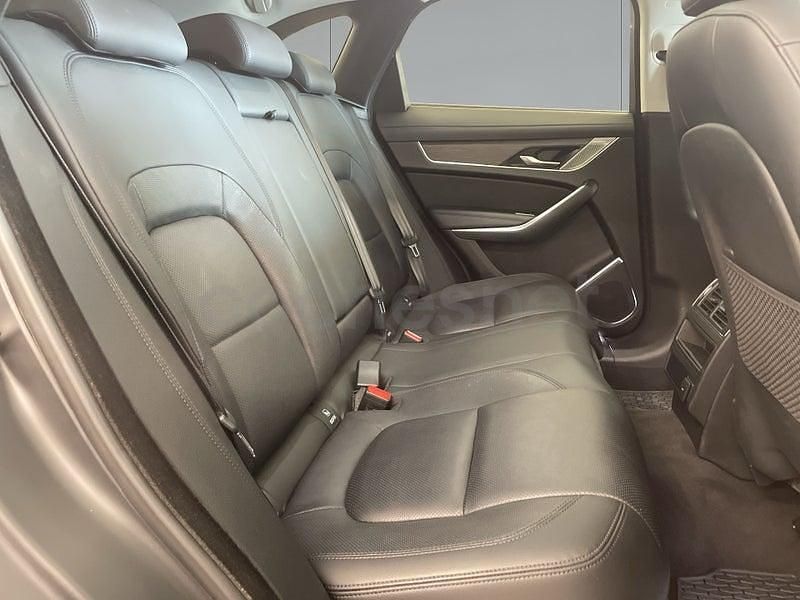 Usado Jaguar F-Pace SE 204 CV (150 kW) 2023 Negro SUV