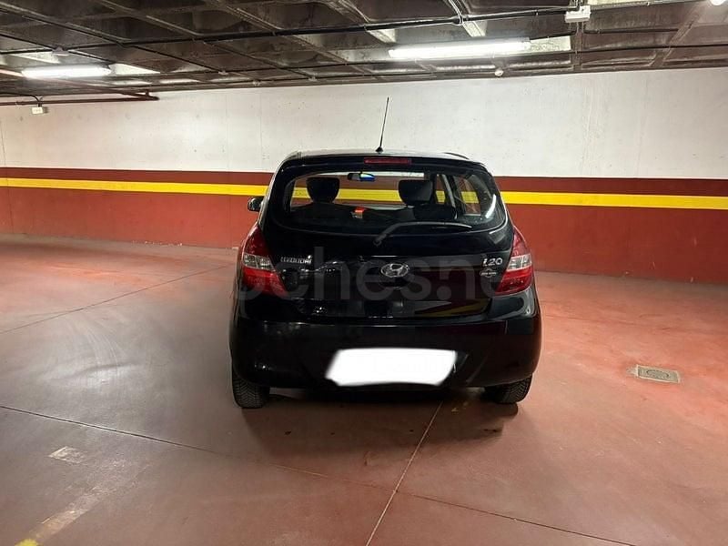 Usado Hyundai i20 Classic 78 HP (57 kW) 2010 Preto Citadino