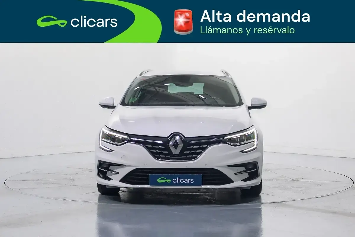 Usado Renault Mégane GrandTour Zen 115 CV (84 kW) 2021 Blanco Familiar