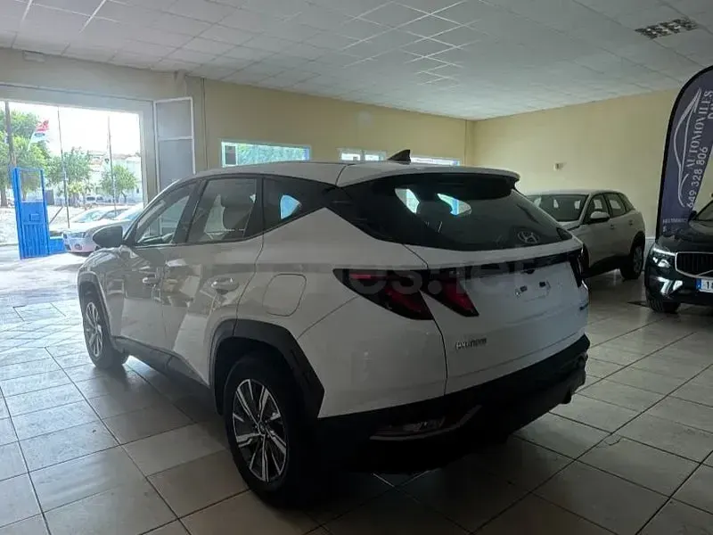 Usado Hyundai Tucson 115 CV (84 kW) 2022 Blanco SUV