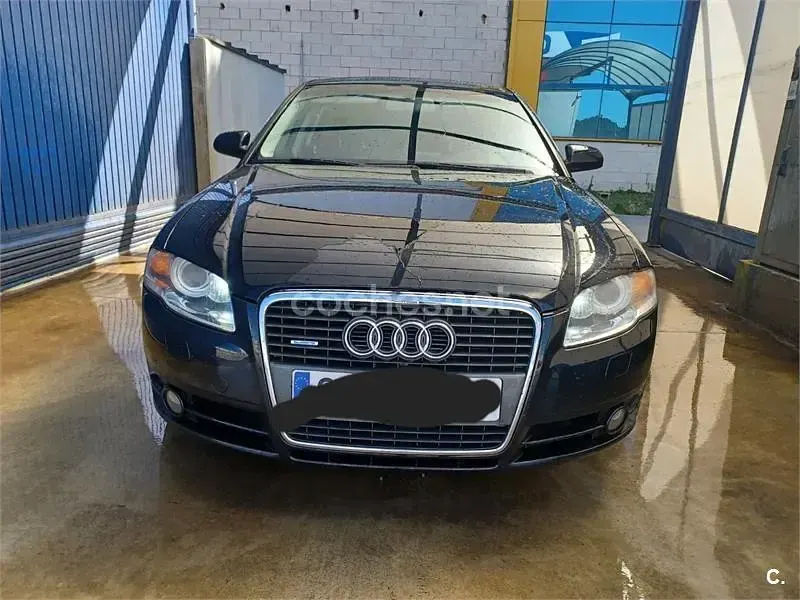 Usado Audi A4 200 CV (147 kW) 2005 Negro Berlina