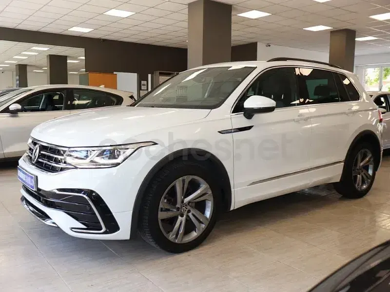 Usado VW Tiguan R-line 150 CV (110 kW) 2022 Blanco SUV