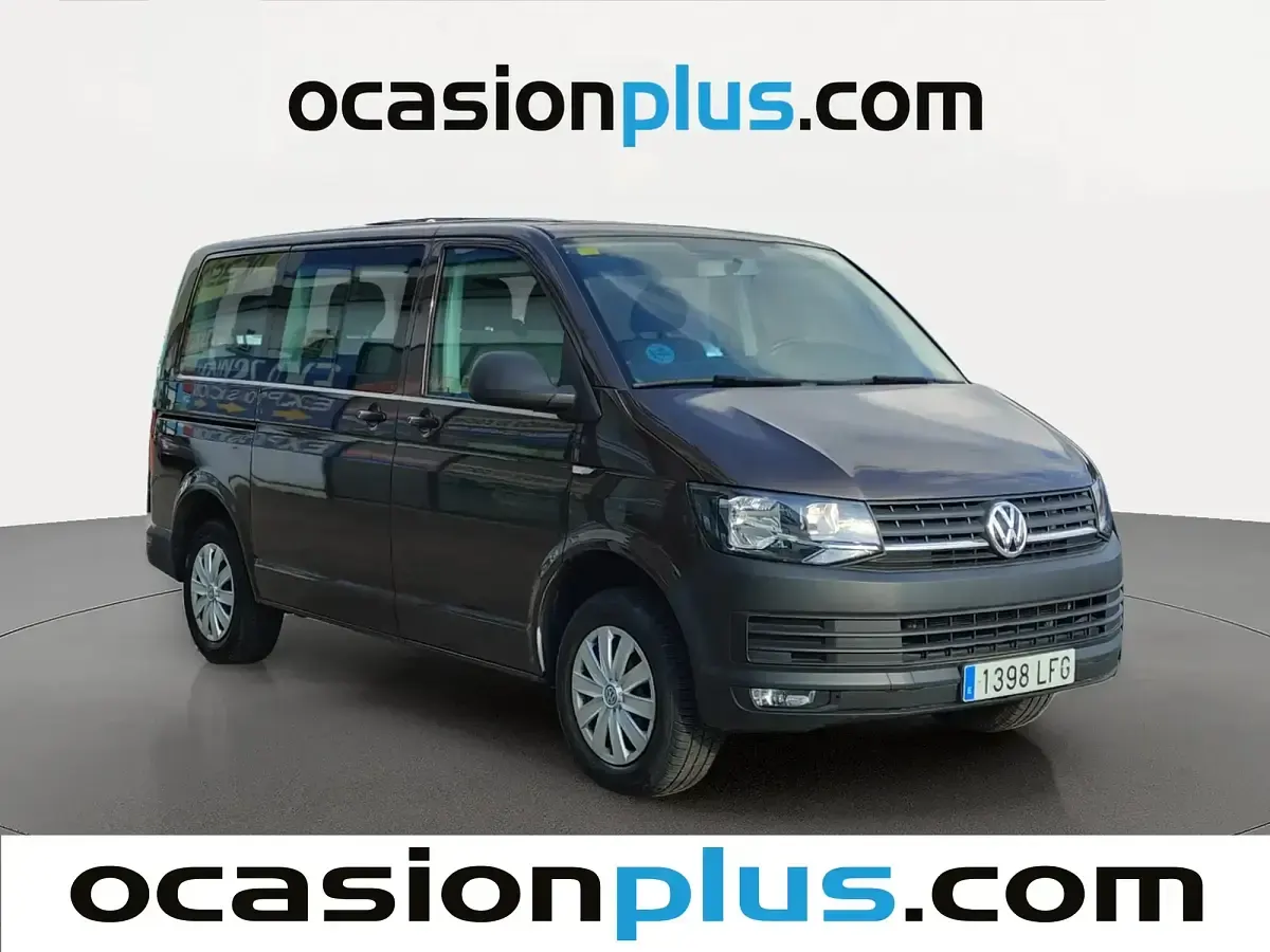 Käytetty VW Caravelle 150 HP (110 kW) 2020 Ruskea Van
